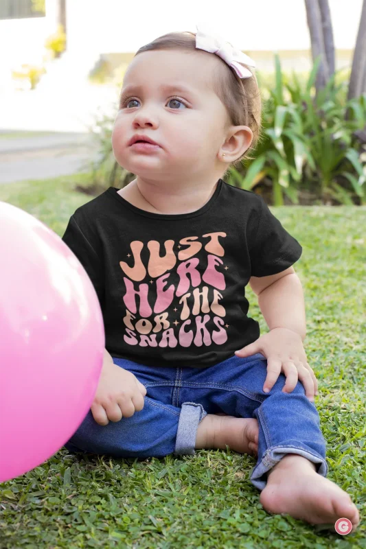 Just Here For The Snacks Kids Cotton T-Shirt - Tshirt